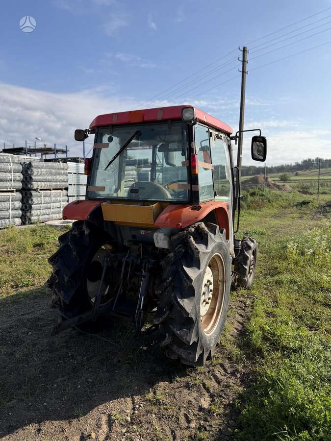 HITACHI GX490, тракторы