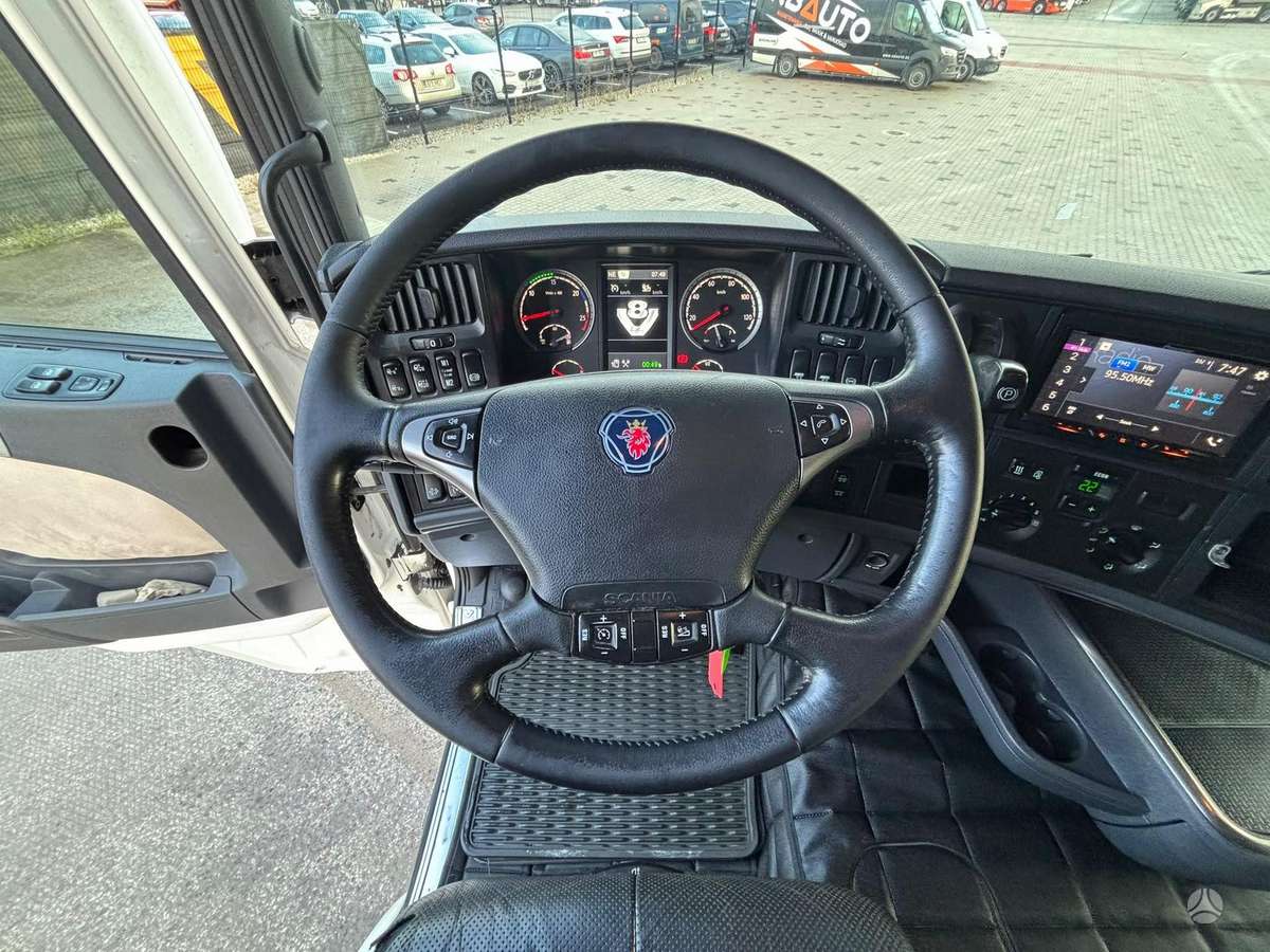 Scania R 580 6x2, шасси