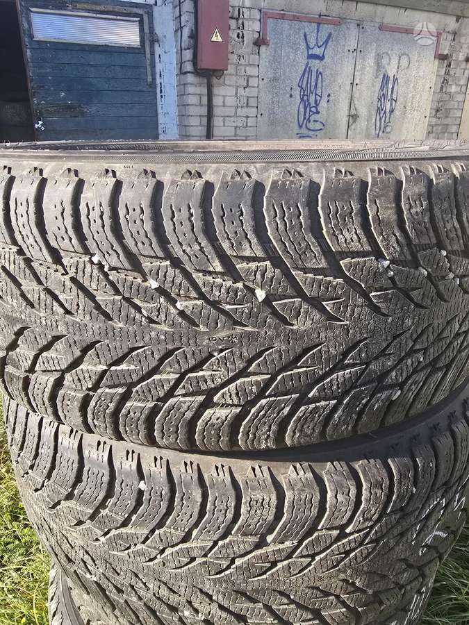 Nokian, winter 255/50 R20