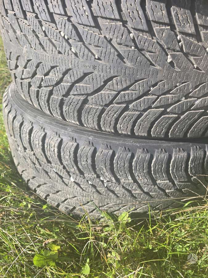 Nokian, žieminės 255/50 R20