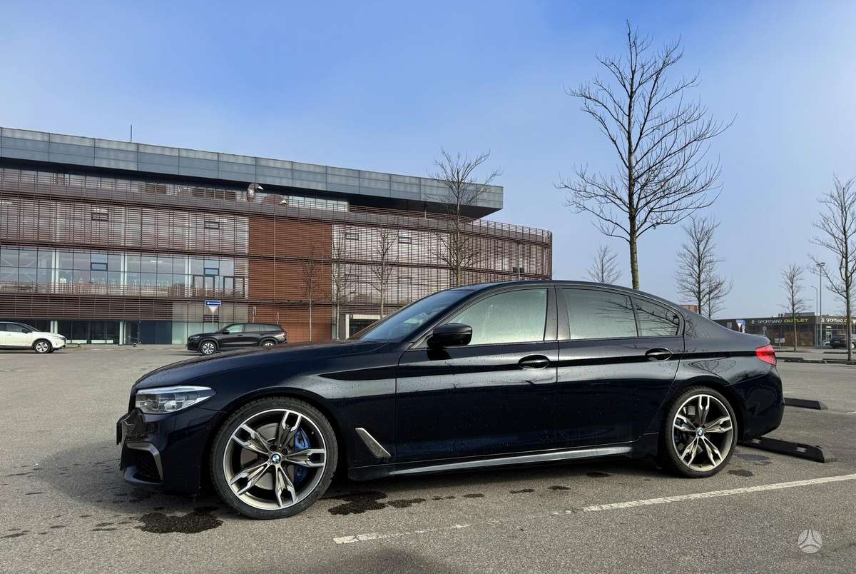 BMW M550, 4.4 l., Седан