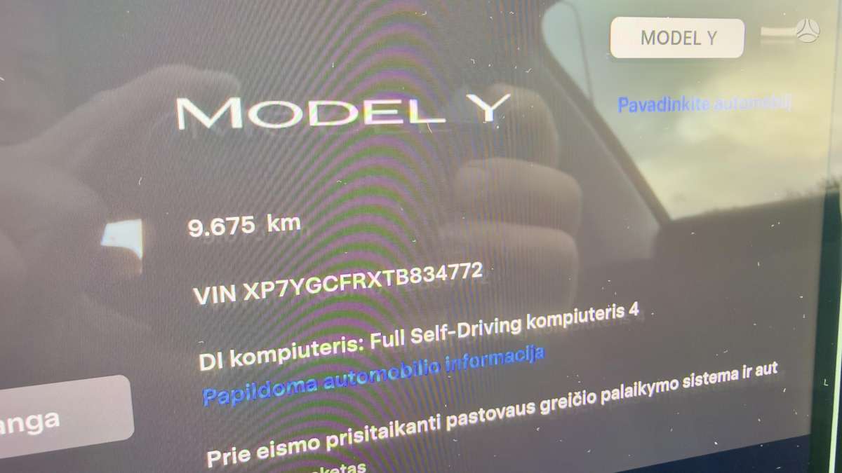 Tesla Model Y, visureigis / krosoveris