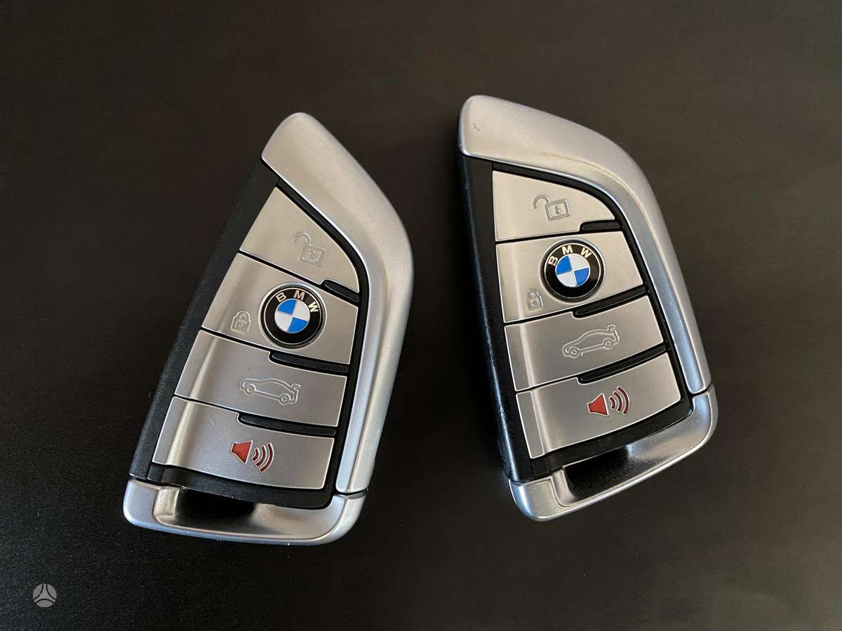 BMW M550, 4.4 l., Седан