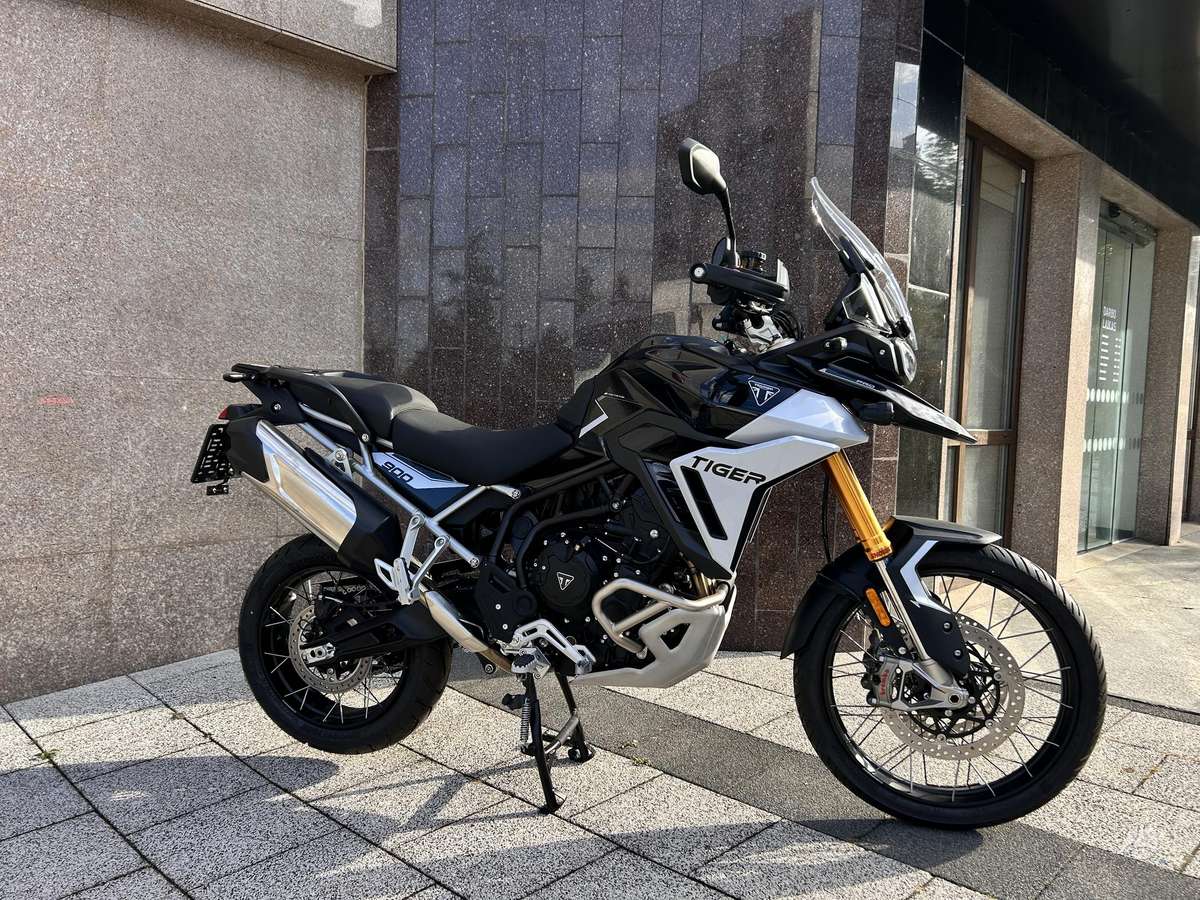 Triumph Tiger 900cc, enduro / adventure