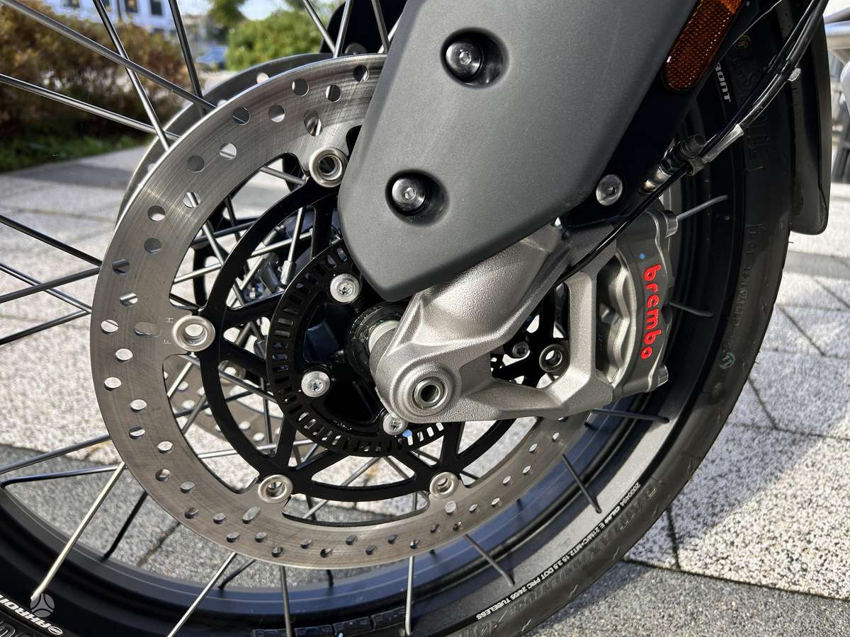 Triumph Tiger 900cc, enduro / adventure