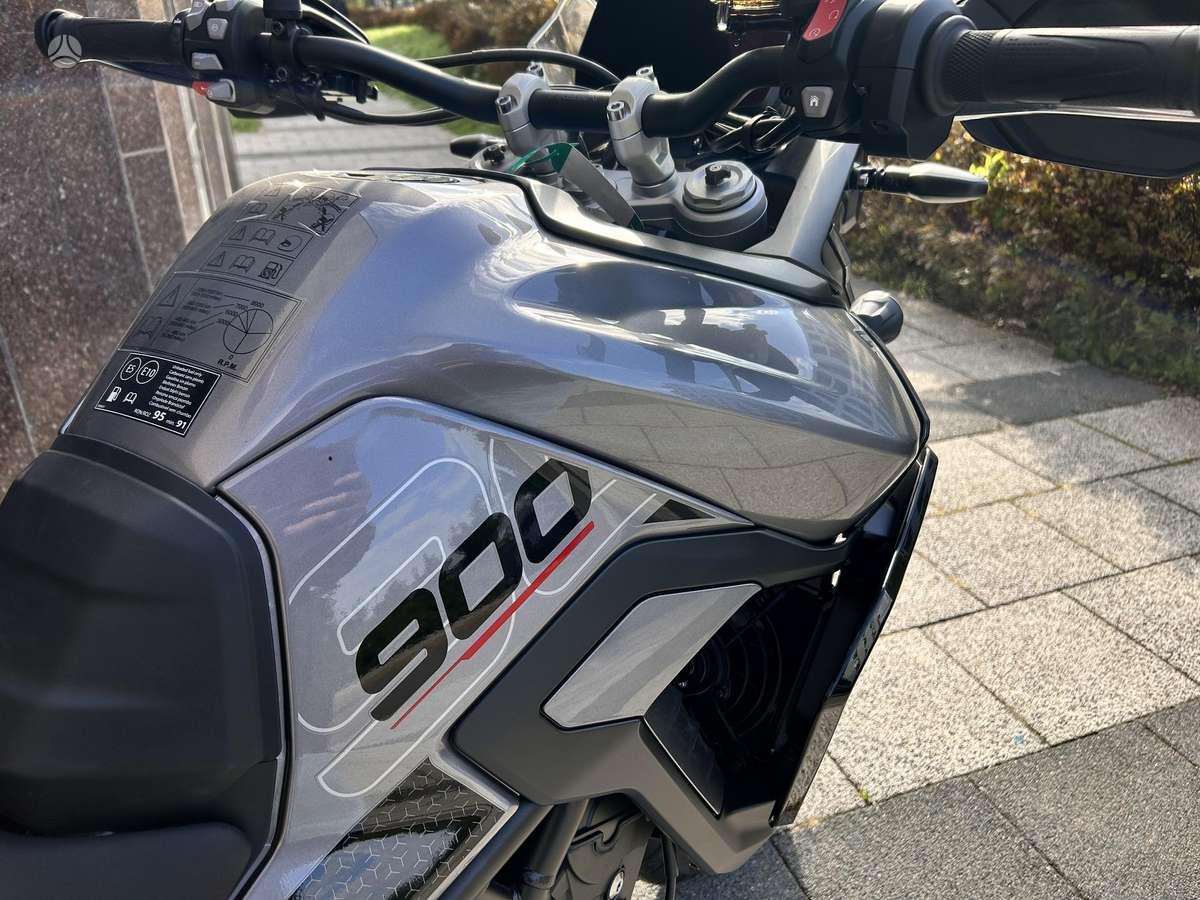 Triumph Tiger 900cc, krosa / enduro