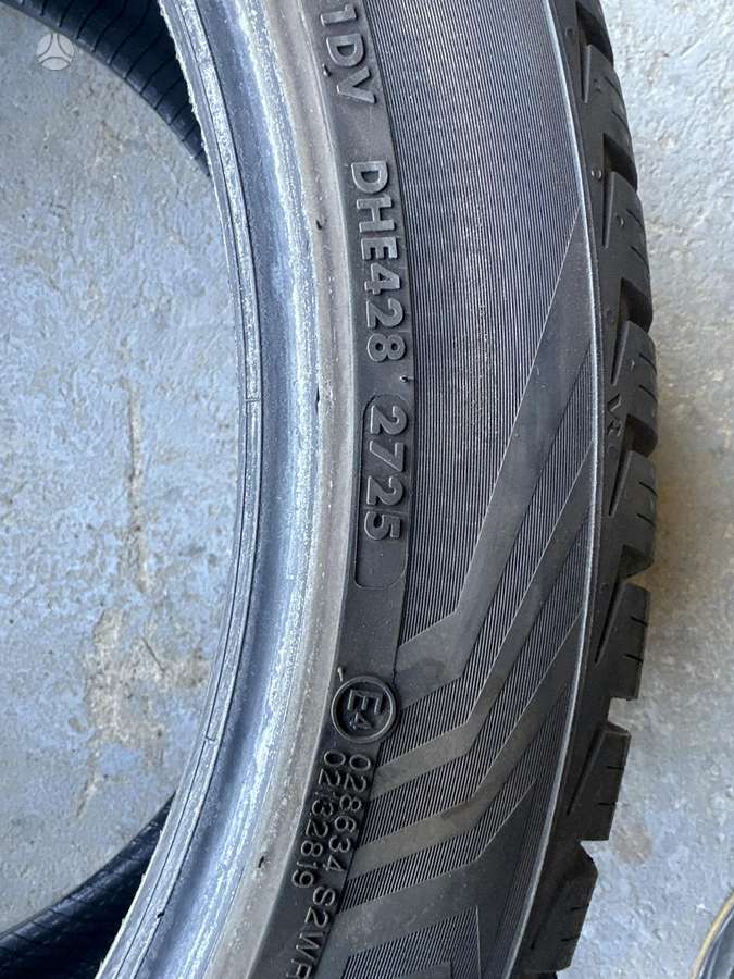 Vredestein, зимние 255/40 R21