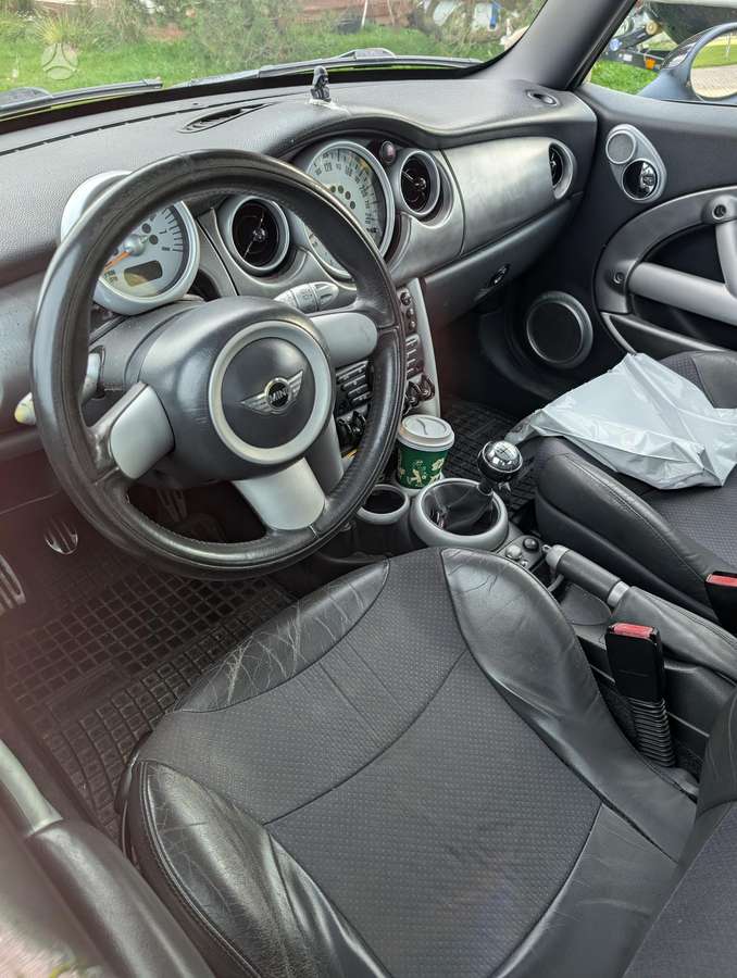 Mini Cooper S, 1.6 l., hatchback