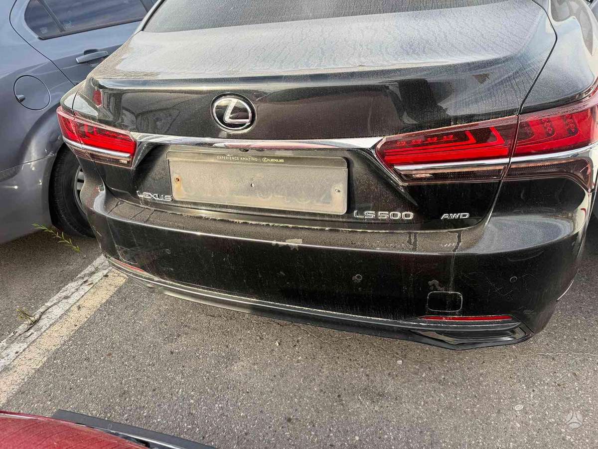 Lexus LS 500, 3.5 l., Седан