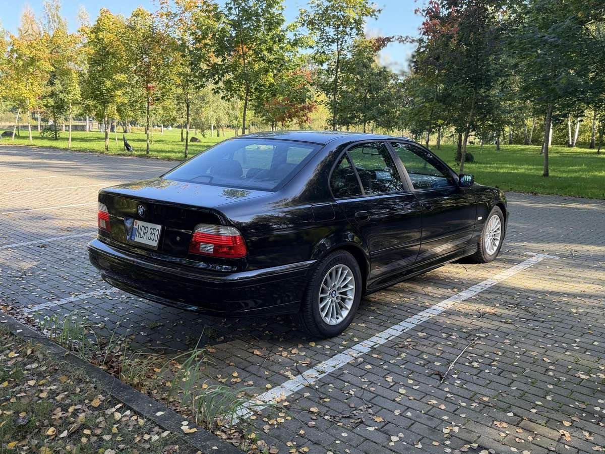 BMW 530, 3.0 l., Седан