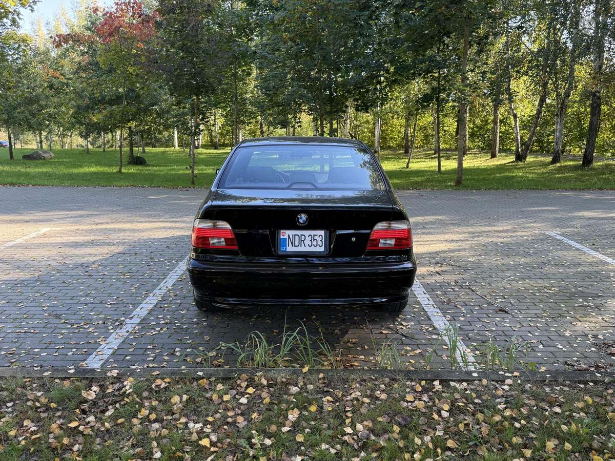 BMW 530, 3.0 l., Седан