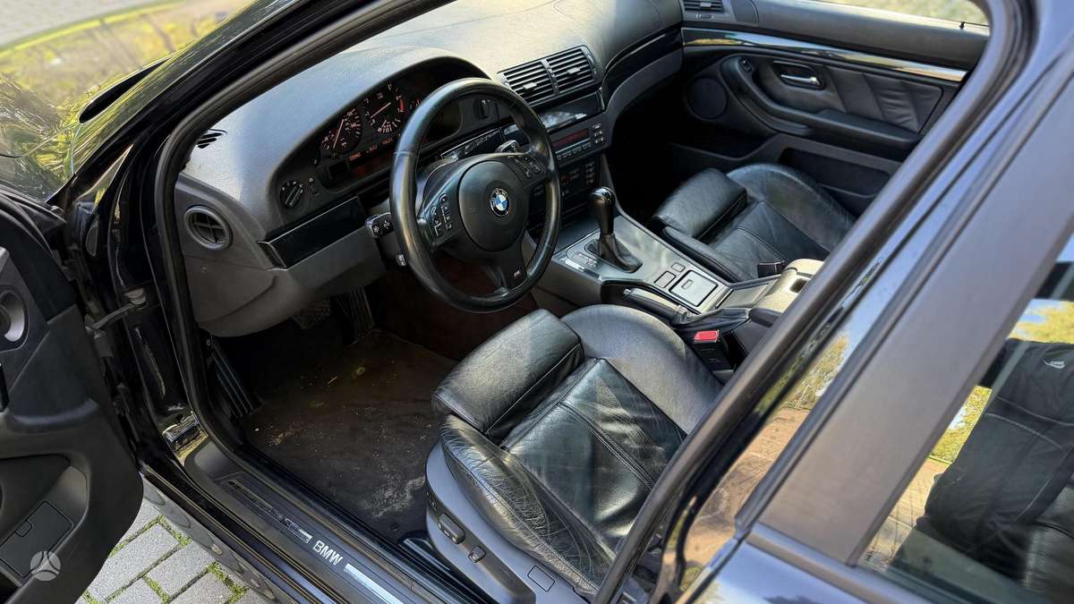 BMW 530, 3.0 l., Седан