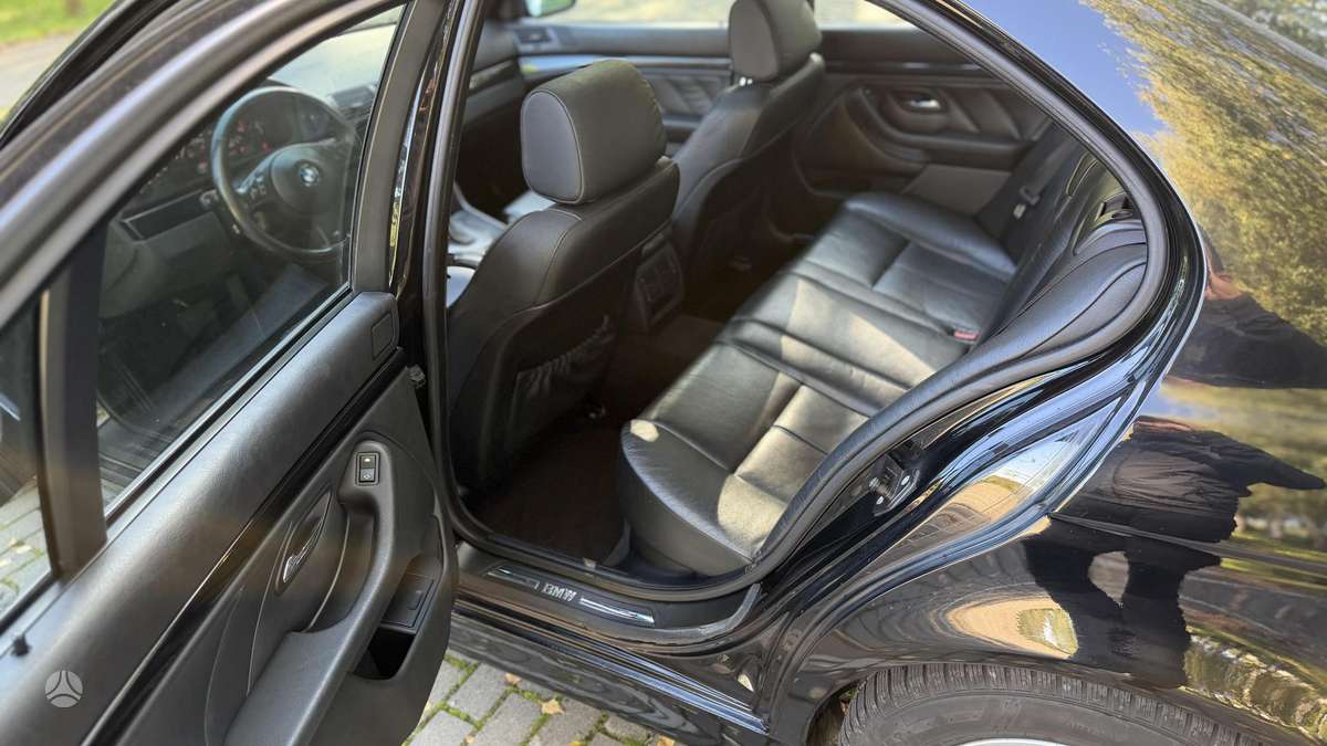 BMW 530, 3.0 l., Седан