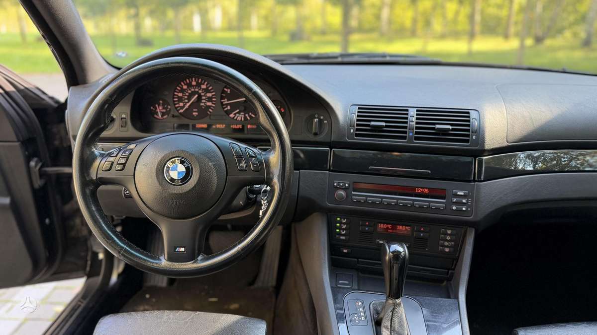 BMW 530, 3.0 l., Седан