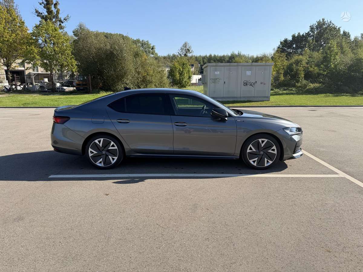 Skoda Superb, 2.0 l., Хэтчбек