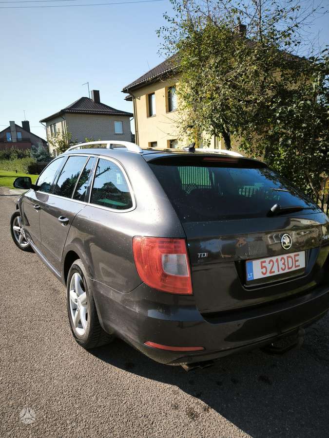Skoda Superb, 2.0 l., wagon