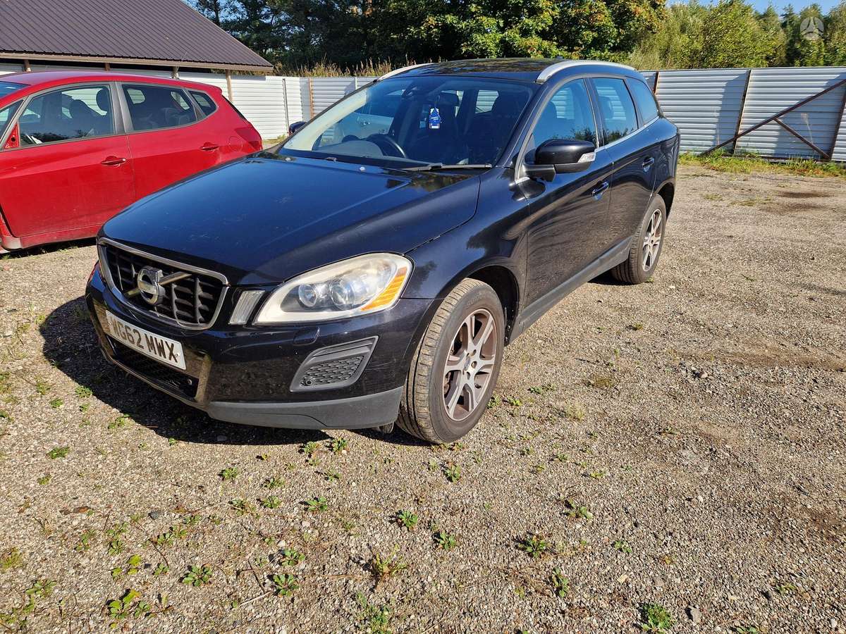 Volvo XC60 for parts