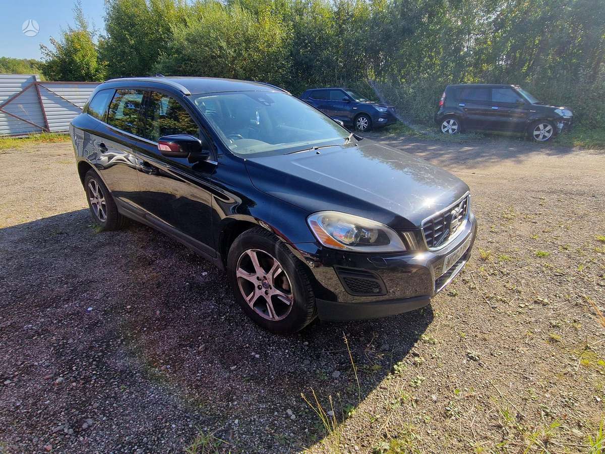 Volvo XC60 dalimis
