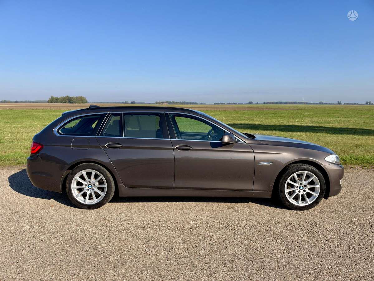 BMW 525, 3.0 l., wagon