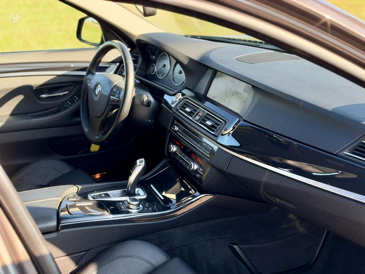 BMW 525, 3.0 l., wagon