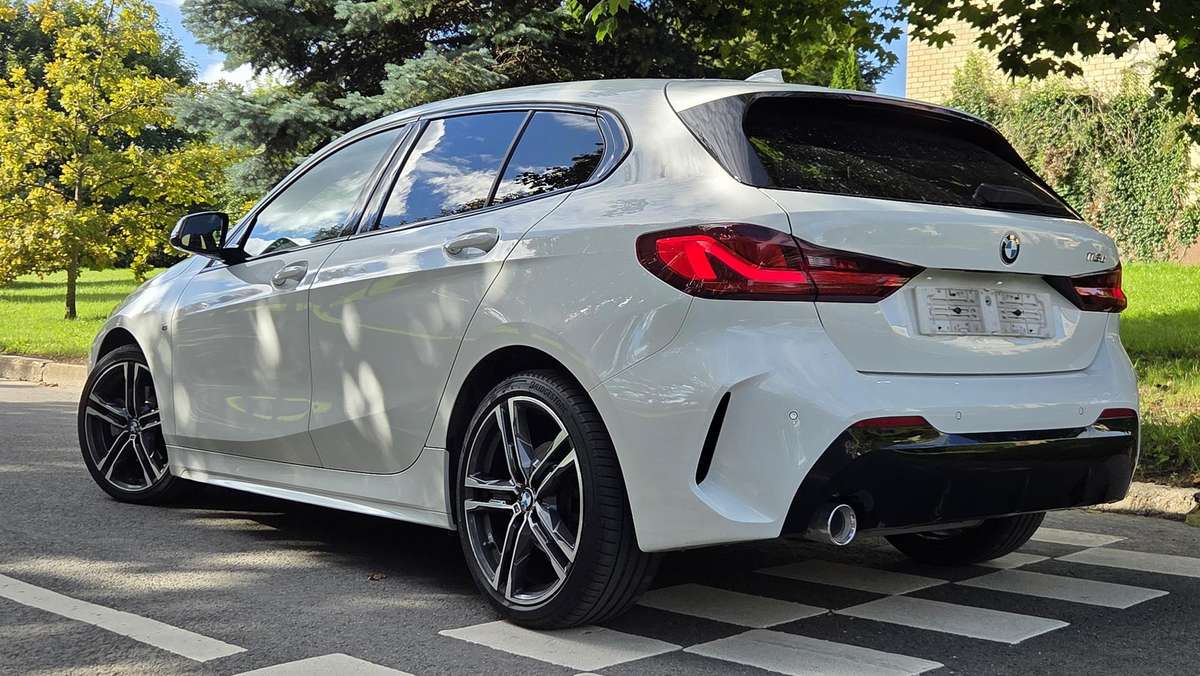 BMW 116, 1.5 l., hatchback