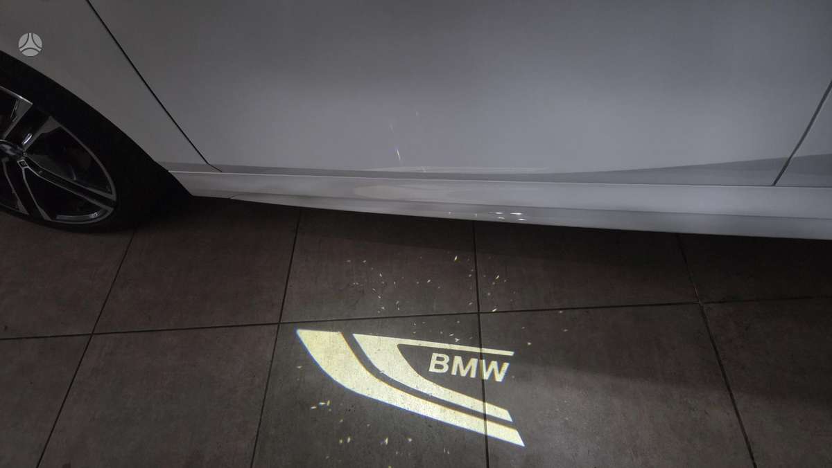 BMW 116, 1.5 l., hatchback