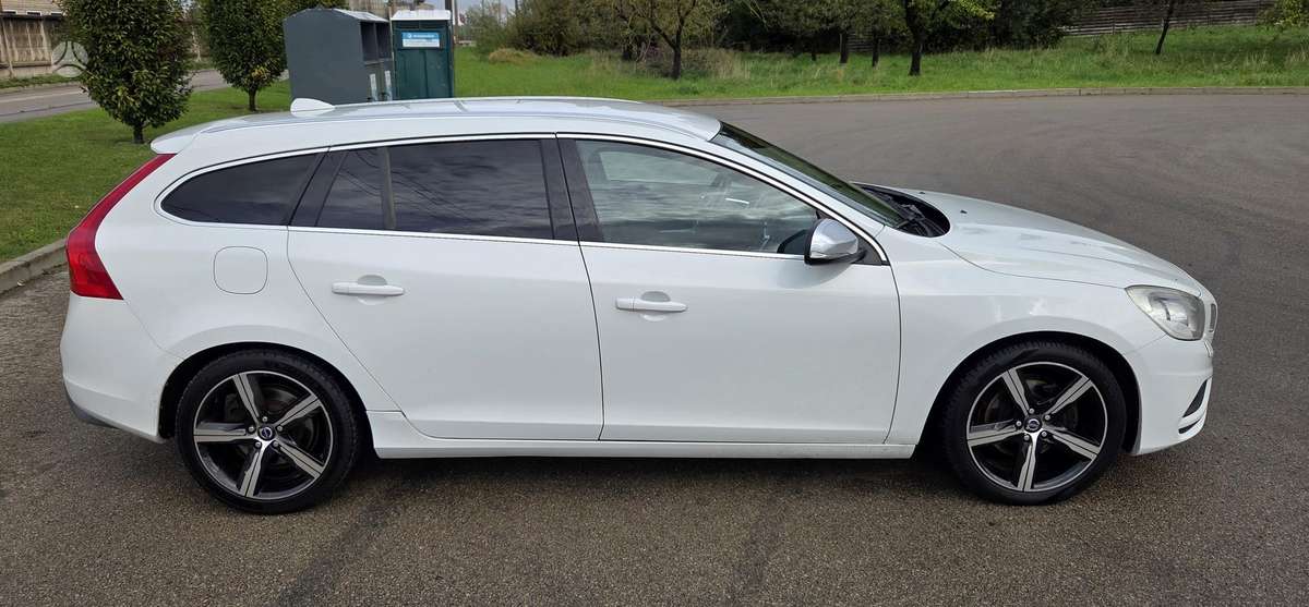 Volvo V60, 2.4 l., Универсал