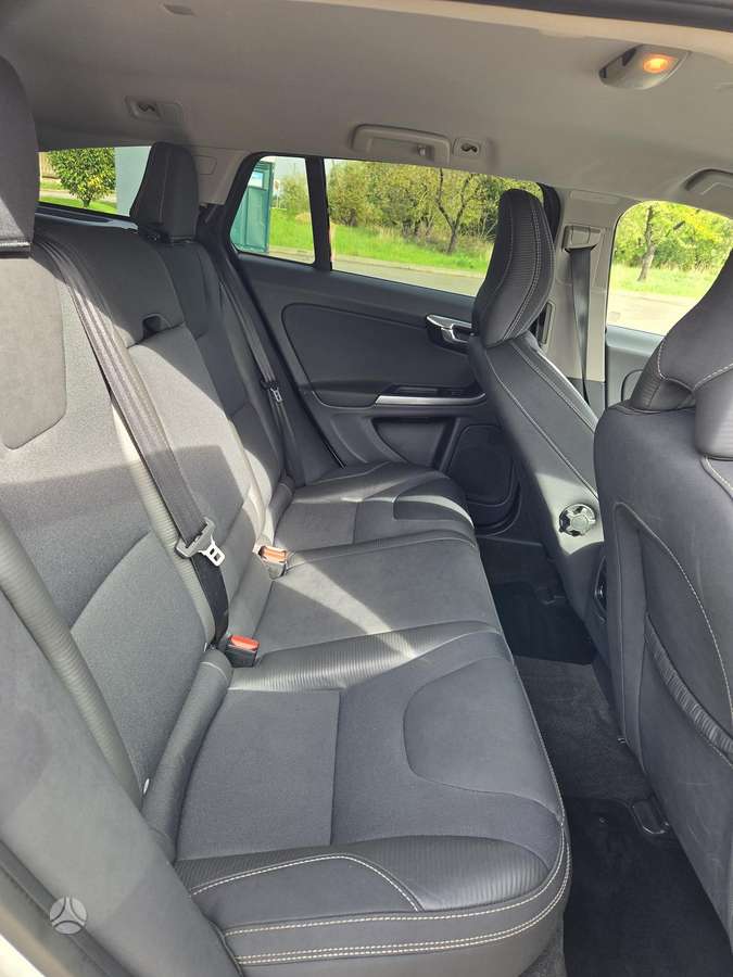 Volvo V60, 2.4 l., Универсал