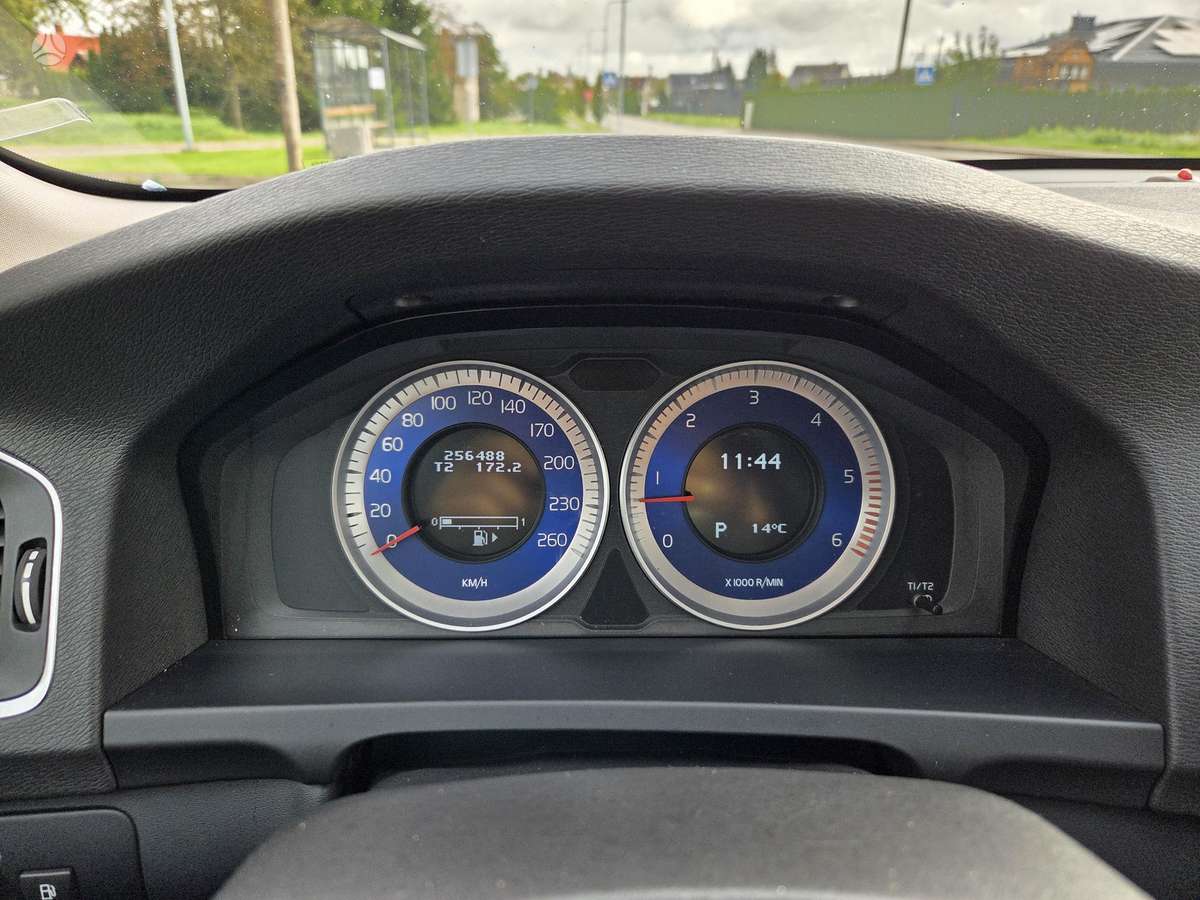 Volvo V60, 2.4 l., Универсал