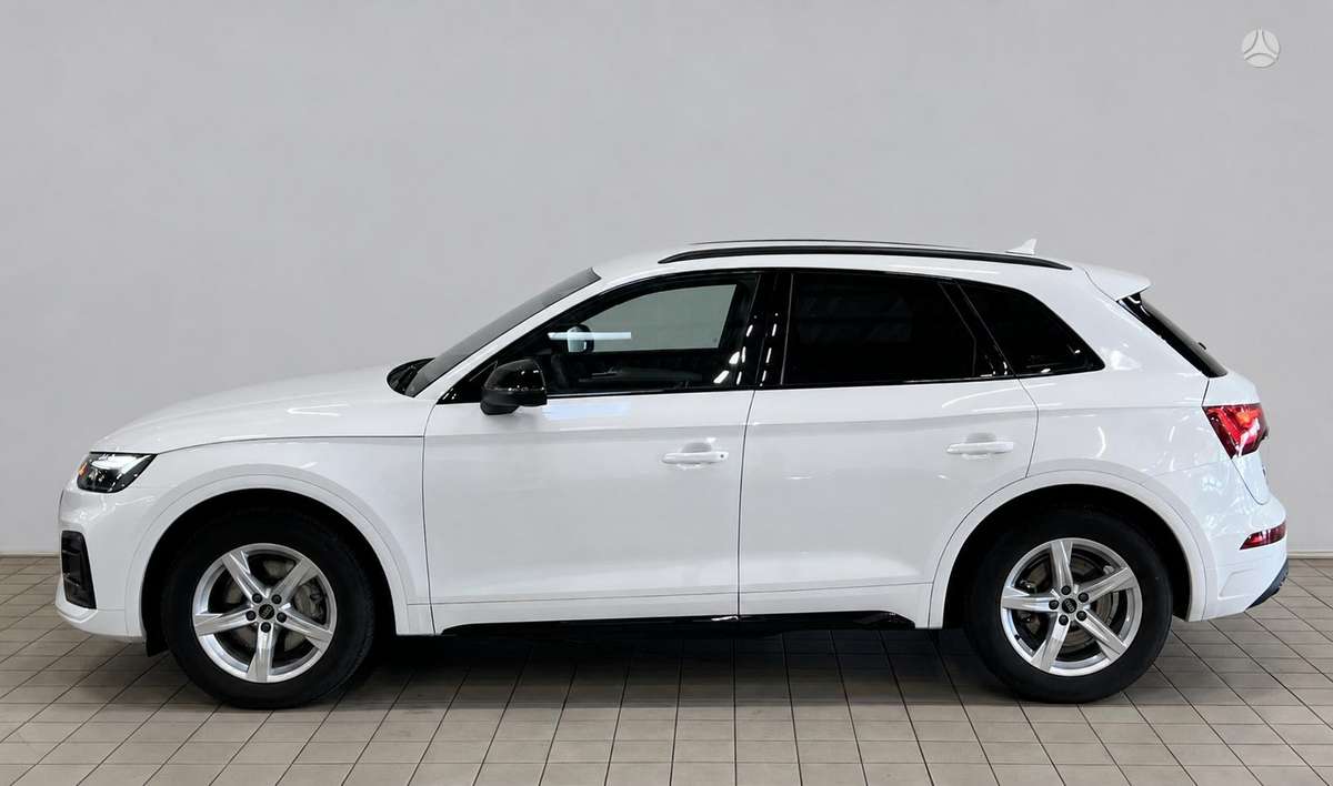 Audi Q5, 2.0 l., Внедорожник / Кроссовер