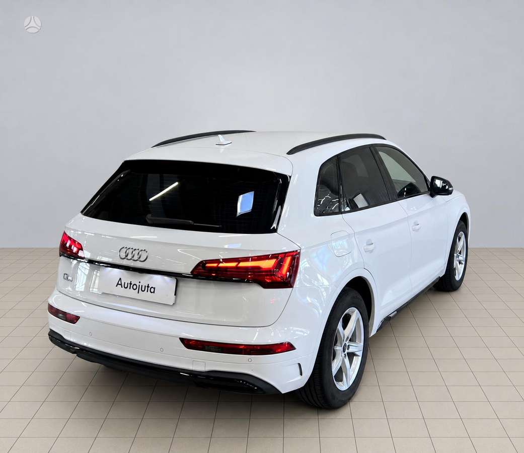 Audi Q5, 2.0 l., Внедорожник / Кроссовер
