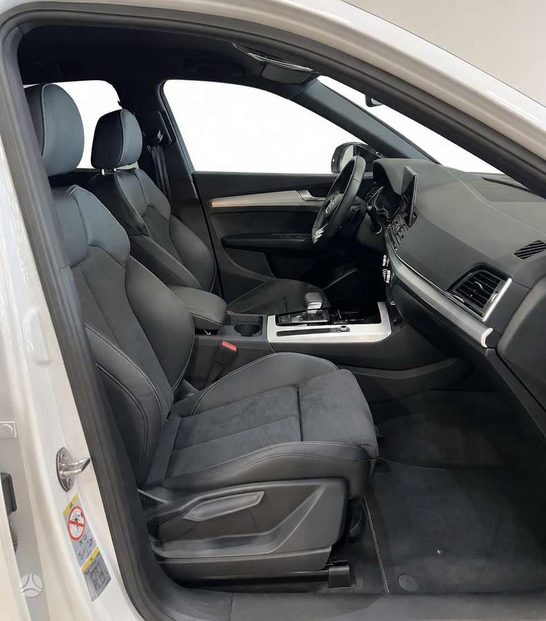 Audi Q5, 2.0 l., Внедорожник / Кроссовер