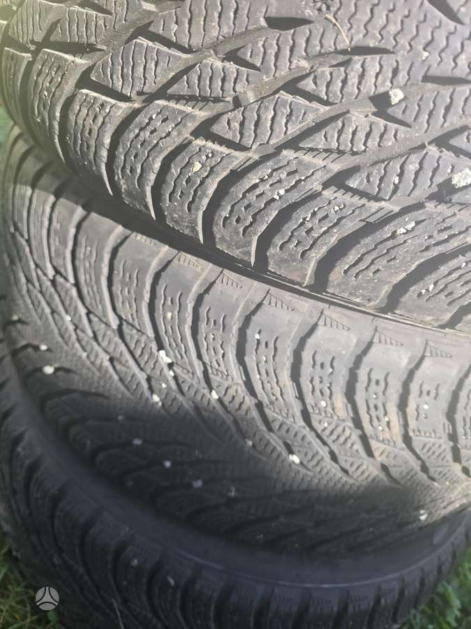Nokian, зимние 235/45 R18