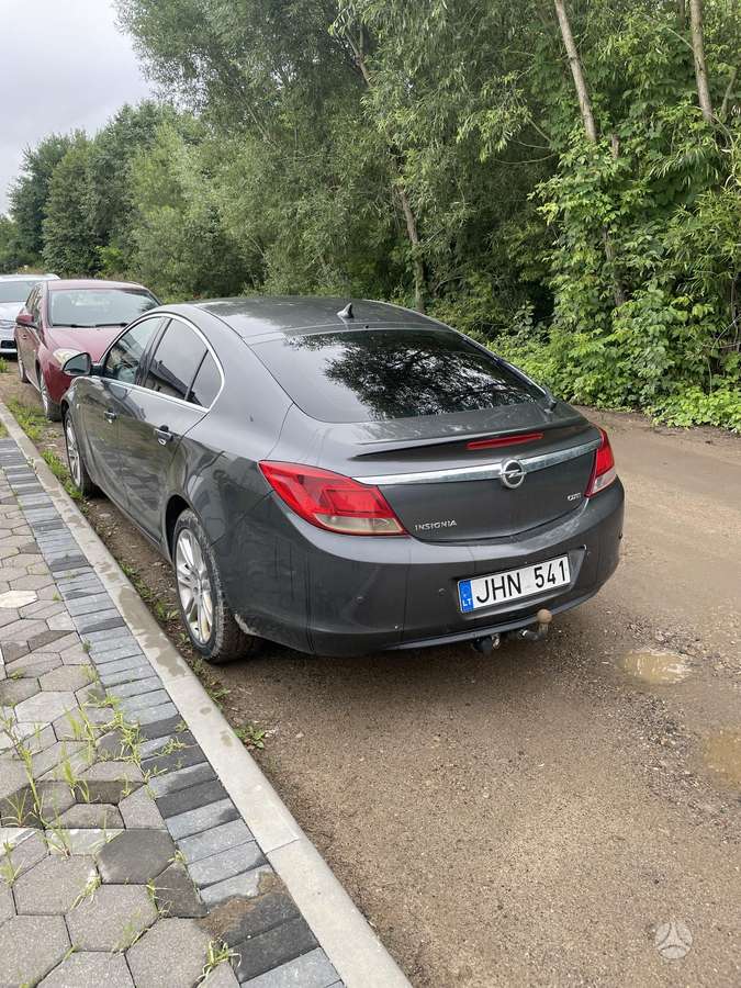 Opel Insignia, 2.0 l., Хэтчбек
