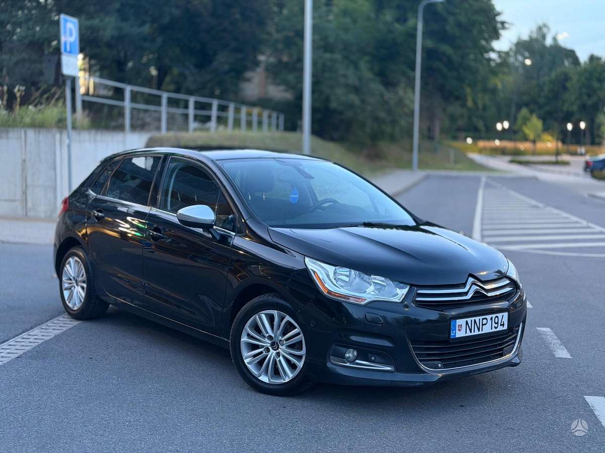 Citroen C4, 1.6 l., Хэтчбек