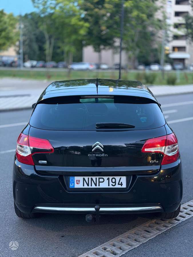 Citroen C4, 1.6 l., Хэтчбек