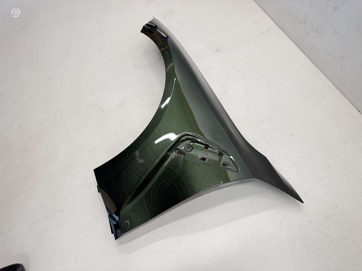 BMW M3, 8098587, sparnai