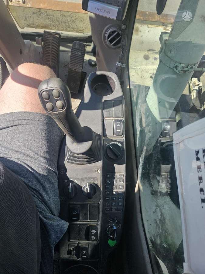 Volvo EW140D, excavator