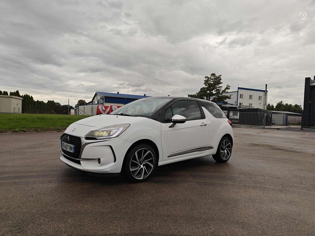 Citroen DS3, 1.2 l., hatchback