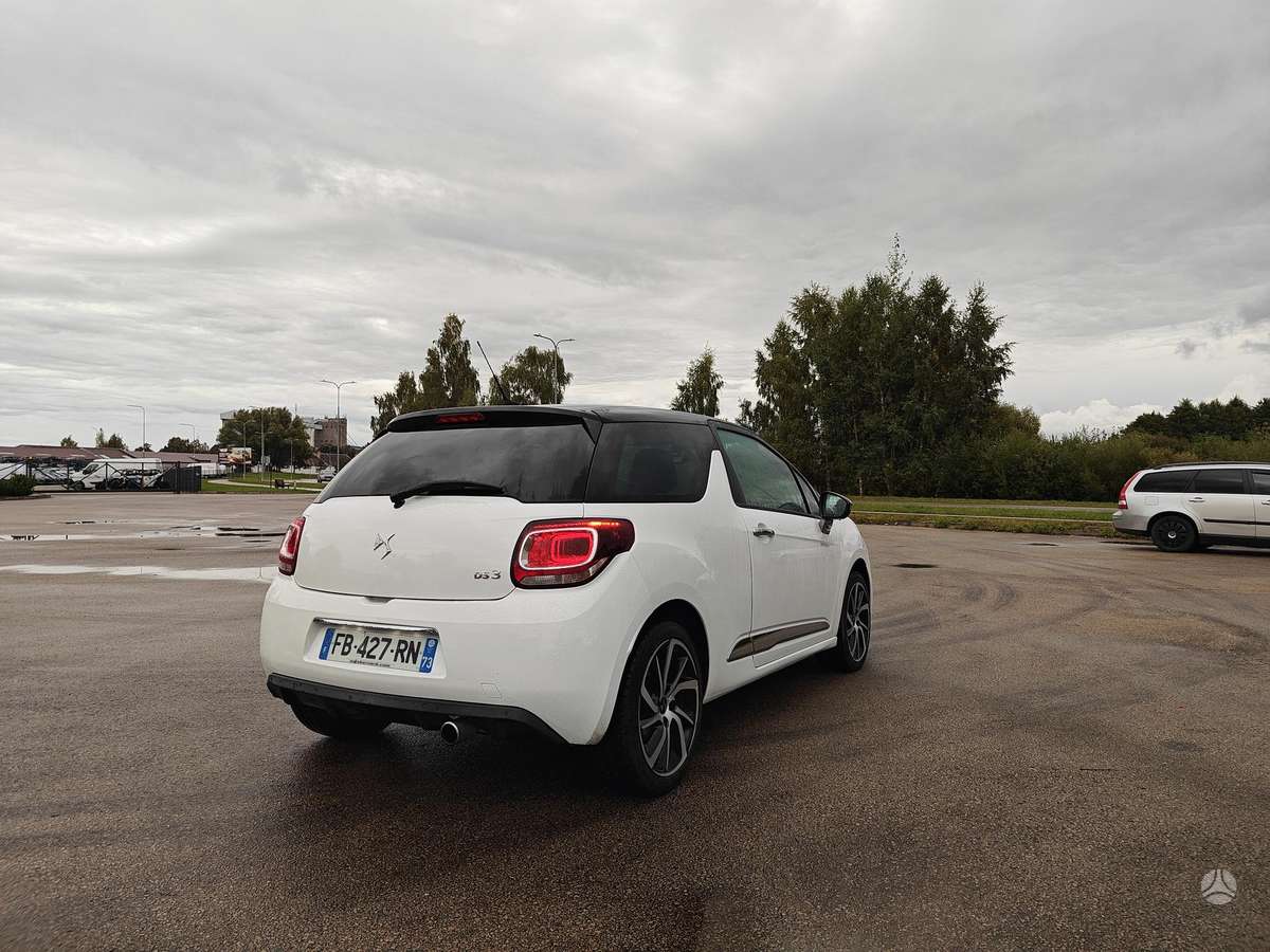 Citroen DS3, 1.2 l., Хэтчбек