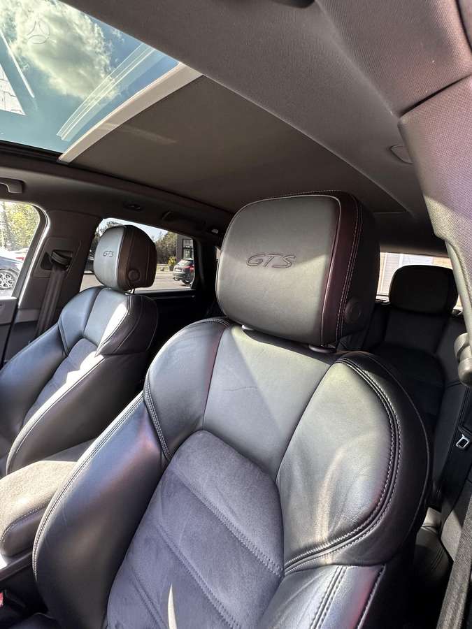 Porsche Macan, 3.0 l., off-road / crossover