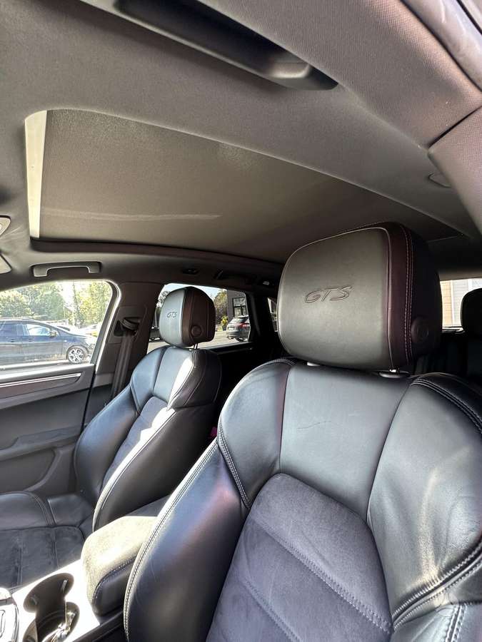 Porsche Macan, 3.0 l., off-road / crossover