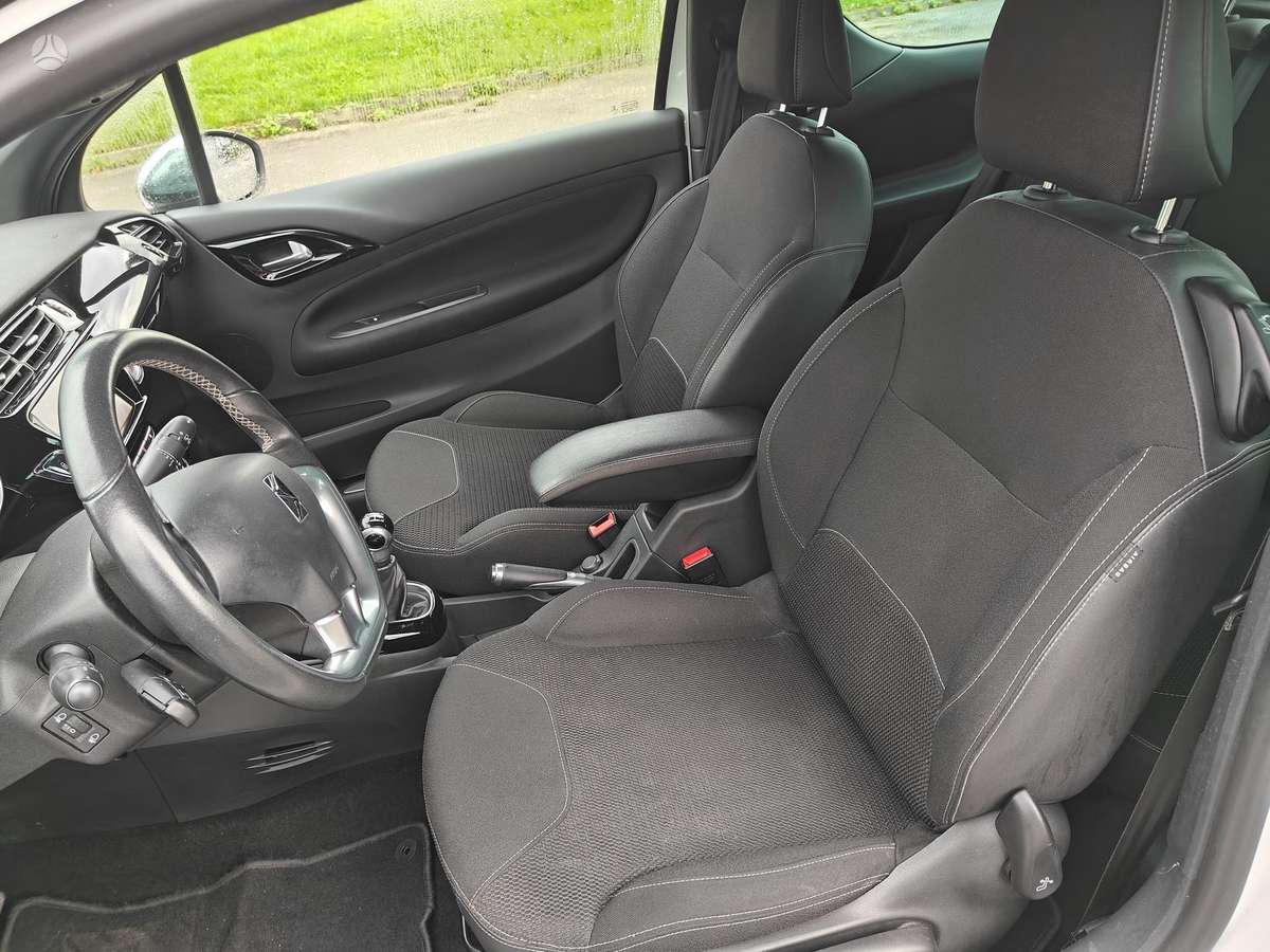 Citroen DS3, 1.2 l., Хэтчбек