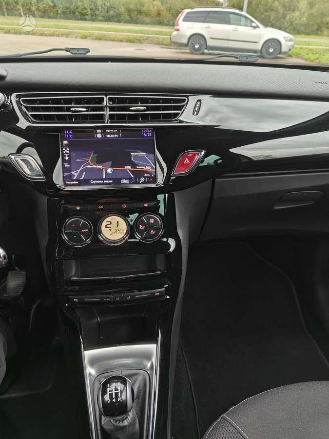 Citroen DS3, 1.2 l., hatchback
