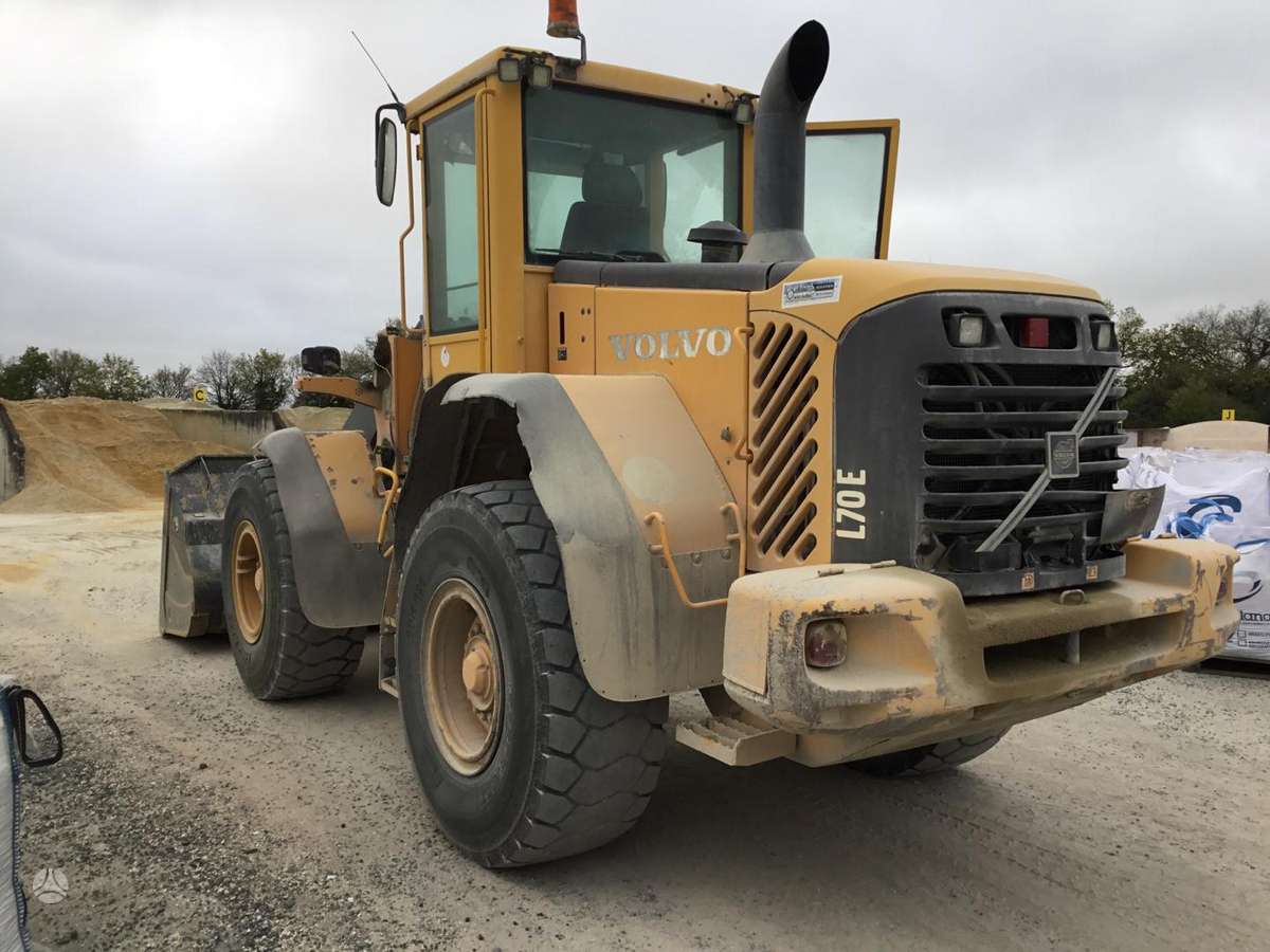 Volvo L70E, frontaliniai krautuvai