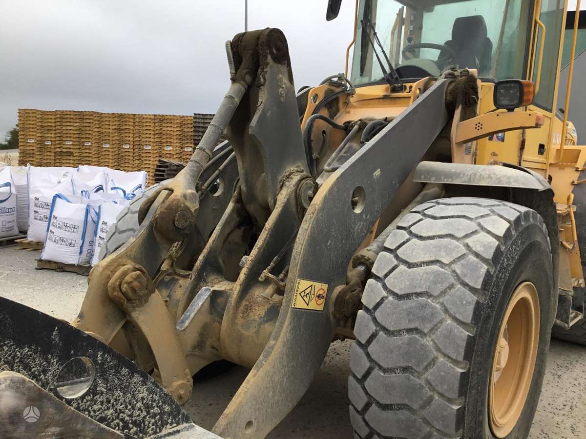 Volvo L70E, фронтальные погрузчики