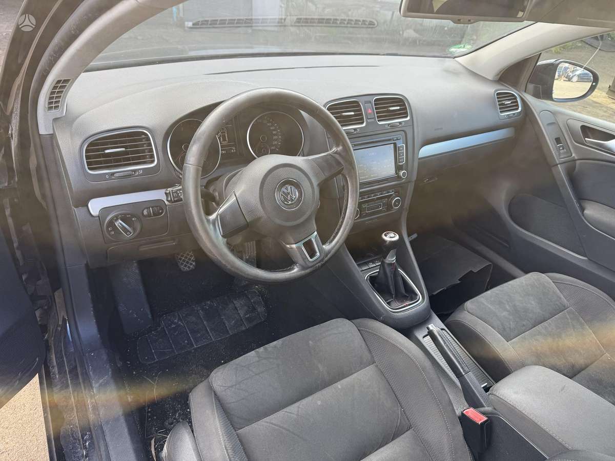 Volkswagen Golf Minsko pl 33a 5 angaras