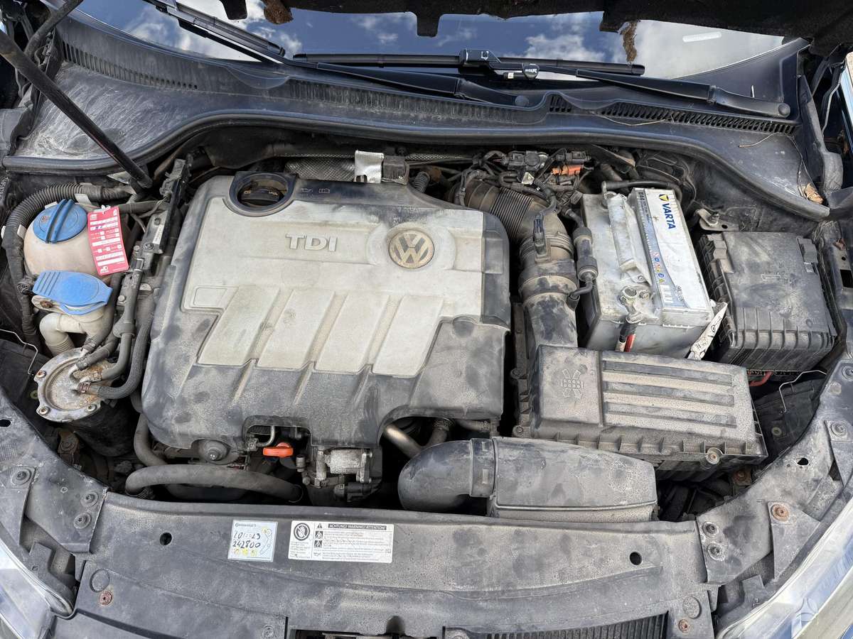 Volkswagen Golf Minsko pl 33a 5 angaras
