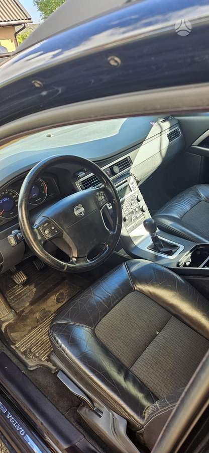 Volvo V70, 2.4 l., universalas
