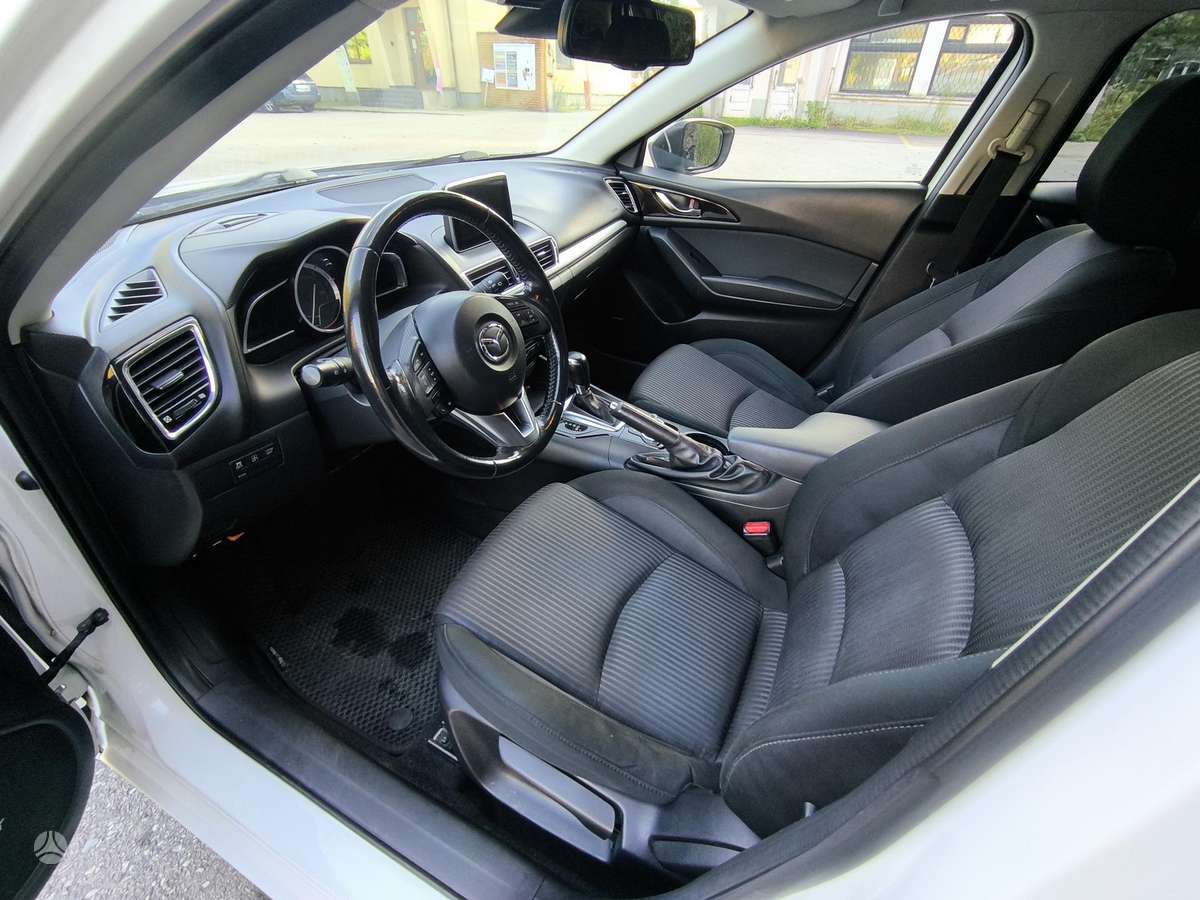 Mazda 3, 2.2 l., hatchback